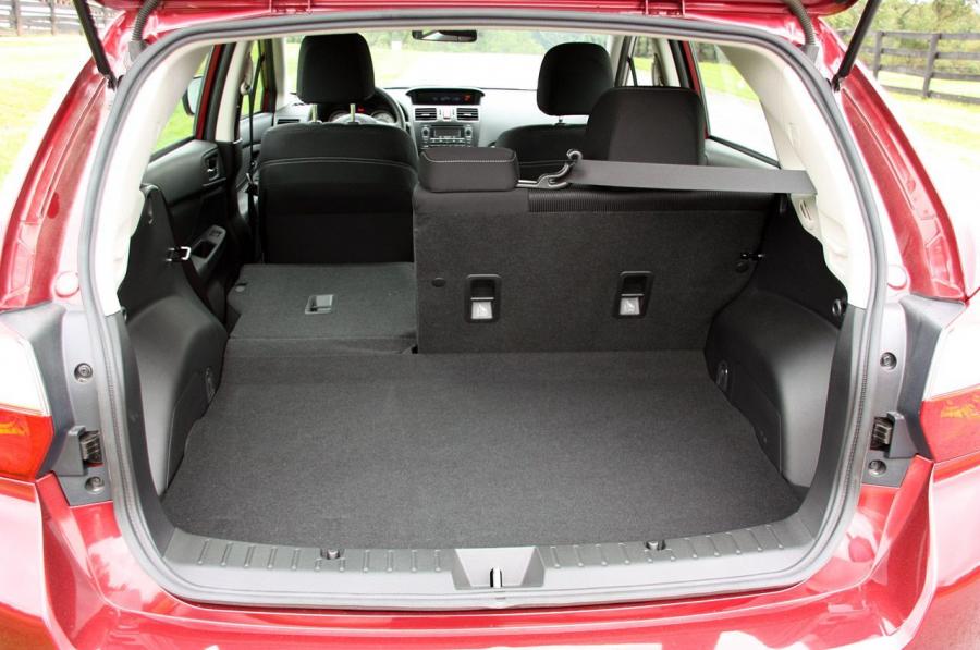  Subaru Impreza 2012 года  (фото 8 из 120)